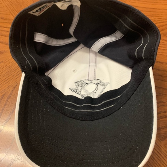 Pittsburgh Penguins baseball cap - Picture 4 of 7